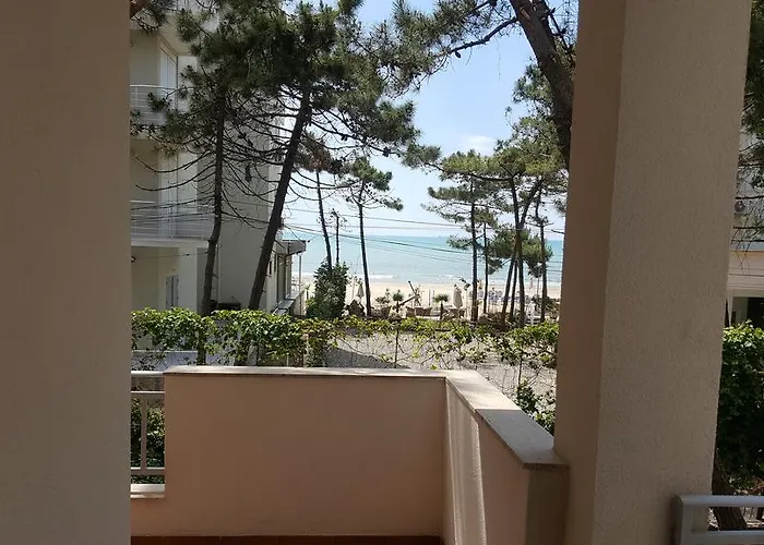 Arberia アパートホテル 3*