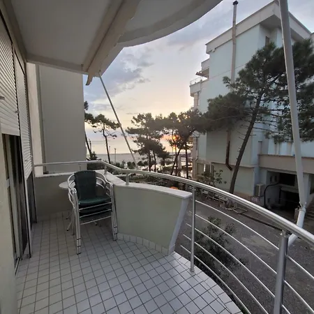 Apartahotel Arberia Kryemëdhej