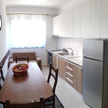 Arberia Aparthotel 3*