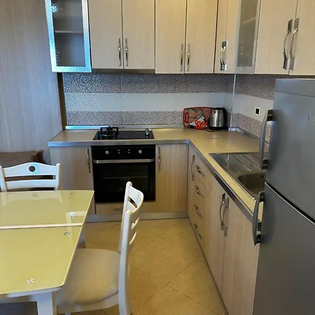 Arberia 3* Kryemedhej