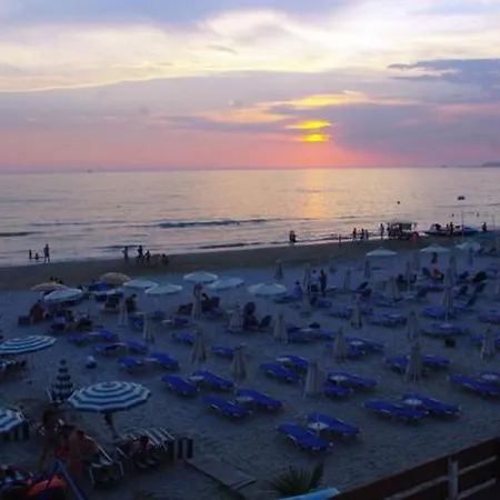 Arberia Apartahotel *