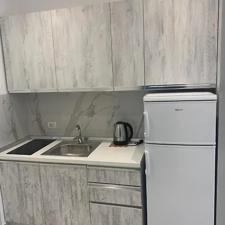 Aparthotel Arberia Kryemëdhej