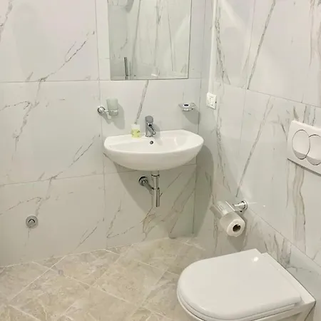 Apartahotel Arberia Kryemëdhej